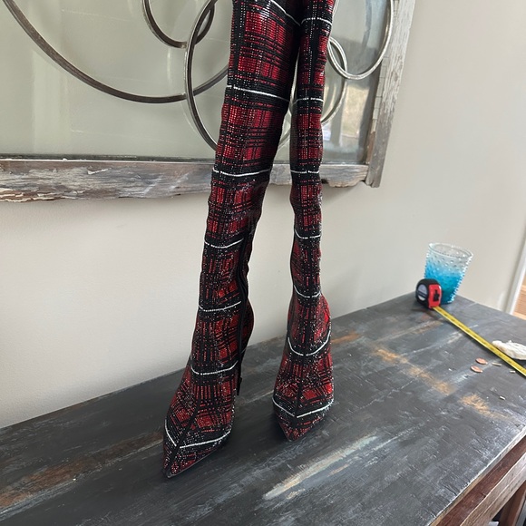 Plaid Knee-High Stiletto Boots - Red and Black Beaded - Picture 5 of 8